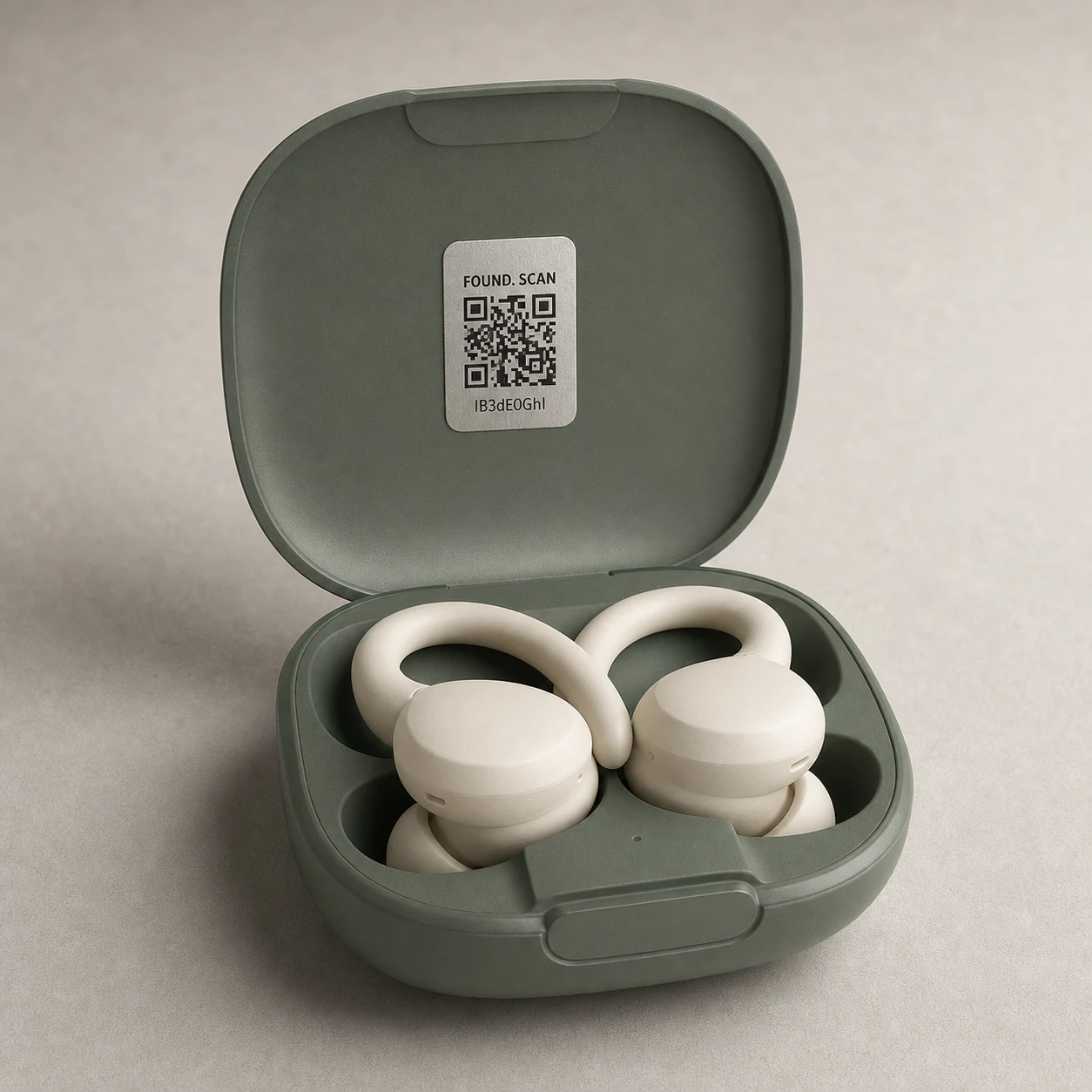 Metall-Kleber mit QR-Code auf einem Earphone Case